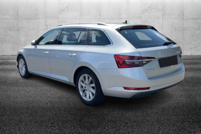 Skoda Superb 1.4 TSI Plug-In Hybrid DSG Wagon Style - foto 3 di 4