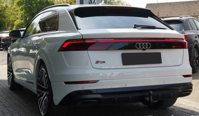 Audi Q8 SUV 50 TDI 286 CV quattro tiptronic S line editio semestrale a PIEVE DI CENTO