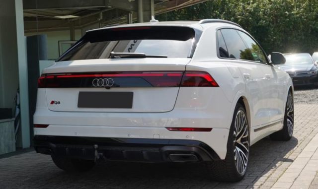 Audi Q8 SUV 50 TDI 286 CV quattro tiptronic S line editio - foto 3 di 4
