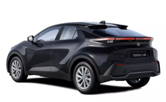 Toyota C-HR 1.8 HV Active km 0 a PIEVE DI CENTO
