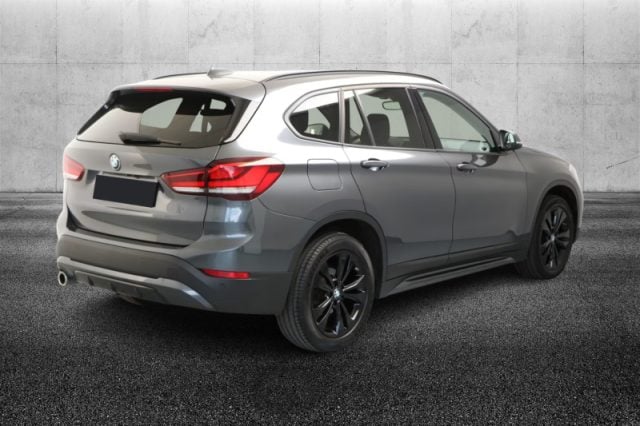 BMW X1 sDrive18i Sport - foto 2 di 4