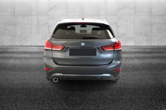 BMW X1 sDrive18i Sport - foto 4 di 4