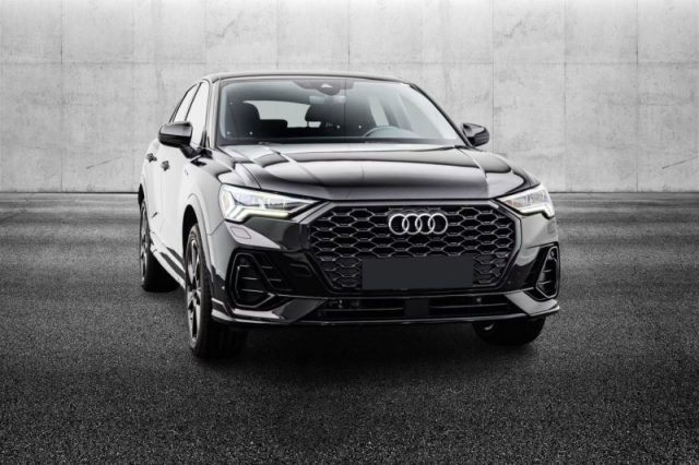 Audi Q3 SPB 35 TFSI S tronic S line edition - foto 2 di 4