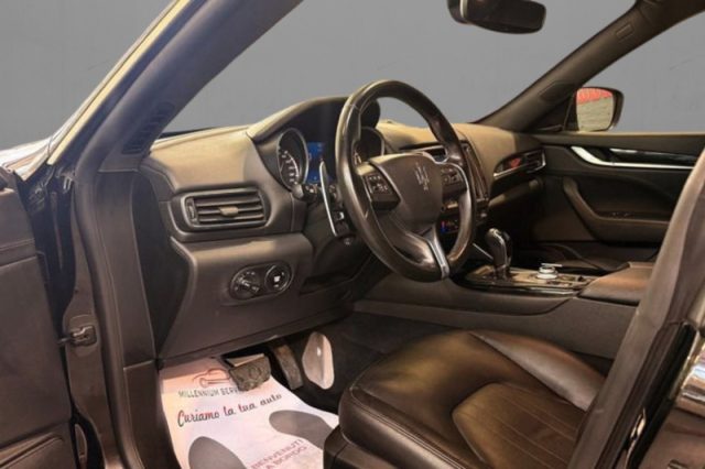 Maserati Levante V6 AWD Nerissimo Edition - foto 4 di 4