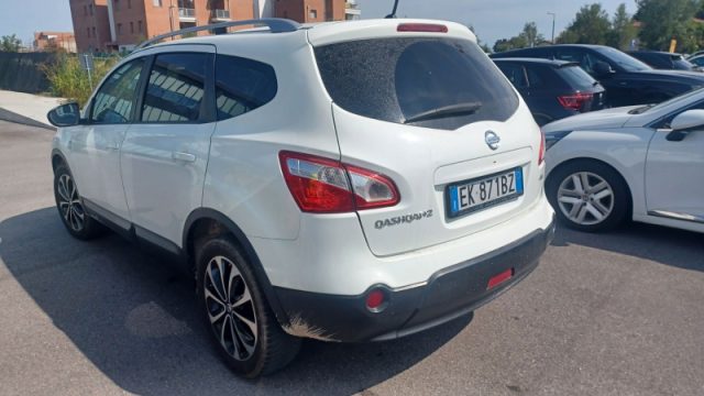 Nissan Qashqai+2 2.0 dCi DPF Tekna - foto 3 di 16