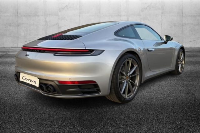 Porsche 911 Carrera - foto 2 di 4