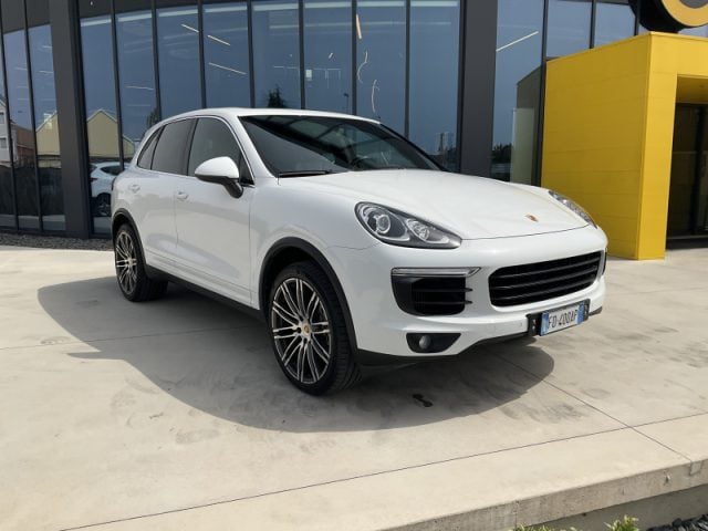 Porsche Cayenne 3.0 Diesel, del 2016, 199.500 km, in vendita a Pieve Di Cento (BO)