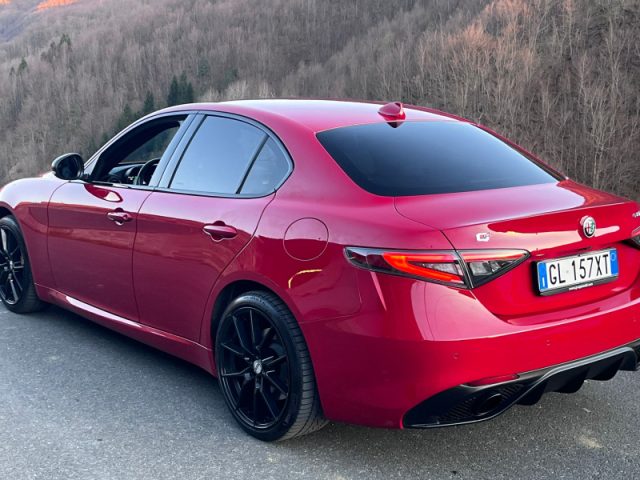 Alfa Romeo Giulia 2.2 Turbodiesel 210 CV AT8 AWD Q4 Veloce - foto 4 di 4