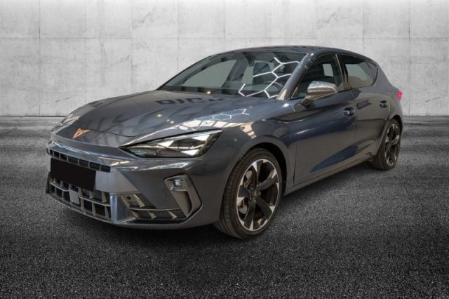 CUPRA Leon 1.5 e-Hybrid 204 CV DSG semestrale a PIEVE DI CENTO