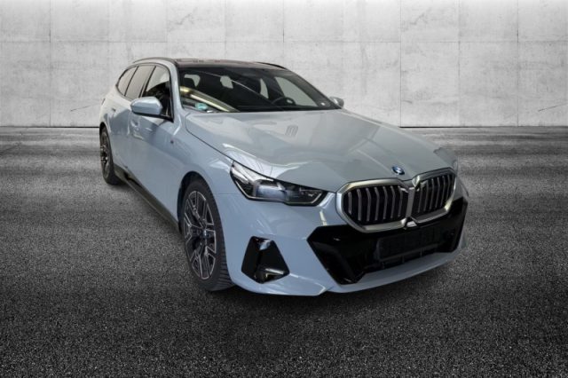 BMW 540 d 48V xDrive Touring Msport semestrale a PIEVE DI CENTO