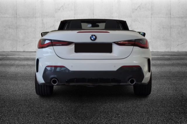 BMW 420 i Cabrio Msport - foto 4 di 4