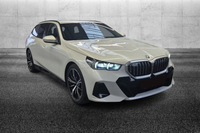 BMW 520 d 48V sDrive Touring Msport semestrale a PIEVE DI CENTO