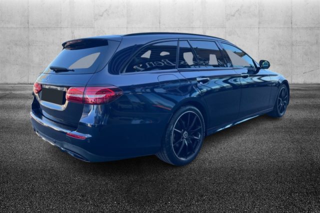 Mercedes-Benz E 220 d Mild hybrid S.W. Auto Premium - foto 3 di 4