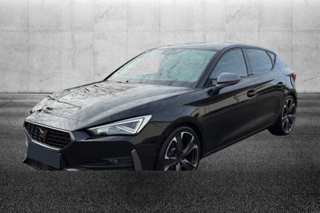CUPRA Leon 2.0 TSI 245 CV DSG VZ usato a PIEVE DI CENTO
