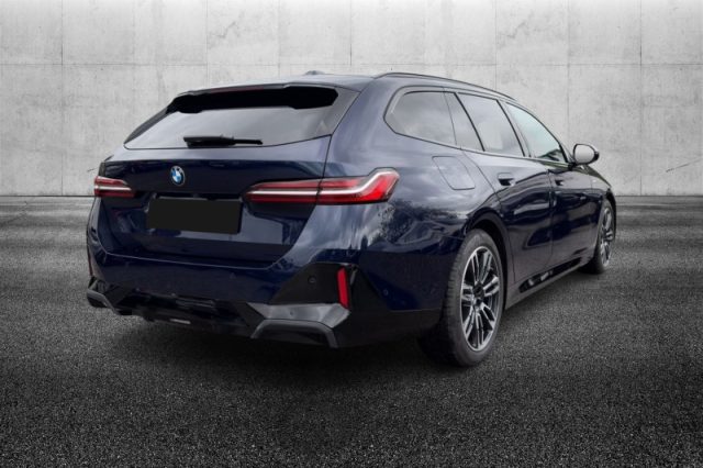BMW 540 d 48V xDrive Touring Msport - foto 3 di 8