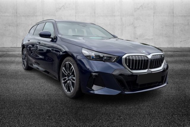 BMW 540 d 48V xDrive Touring Msport - foto 2 di 8