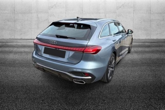 Audi A5 Avant TFSI 150 kW S tronic S Line edition - foto 3 di 4