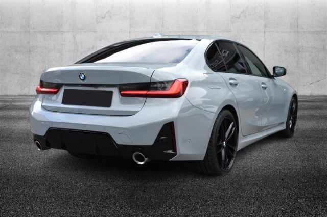 BMW 320 d 48V xDrive Msport - foto 2 di 4