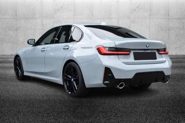 BMW 320 d 48V xDrive Msport - foto 3 di 4