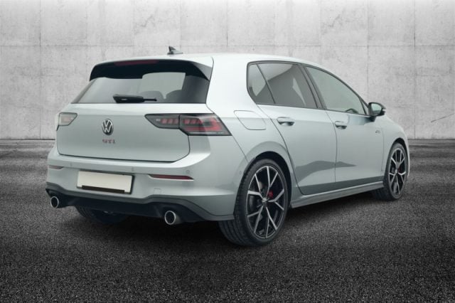 Volkswagen Golf 2.0 TSI DSG GTI - foto 2 di 4