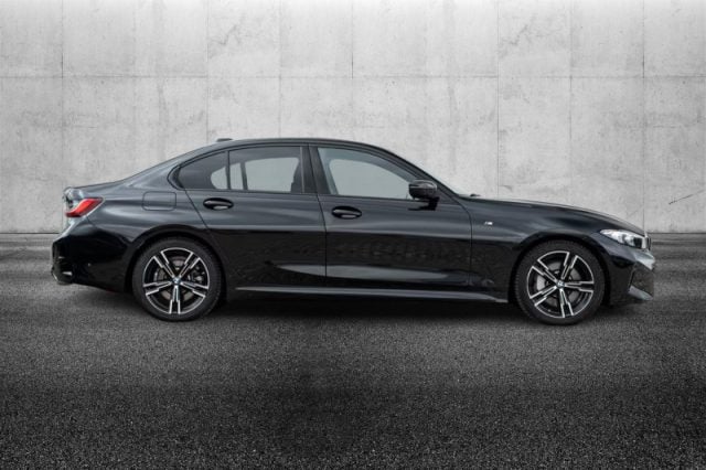 BMW 330 d 48V xDrive Msport - foto 3 di 4