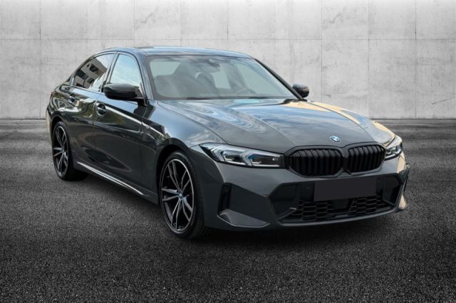 BMW 320 d 48V xDrive Msport - foto 2 di 4