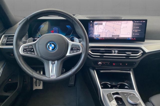BMW 330 e xDrive Msport - foto 4 di 4