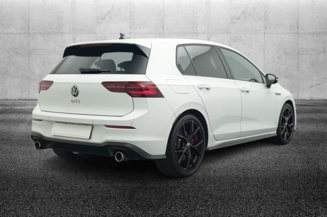 Volkswagen Golf 2.0 TSI DSG GTI - foto 3 di 4