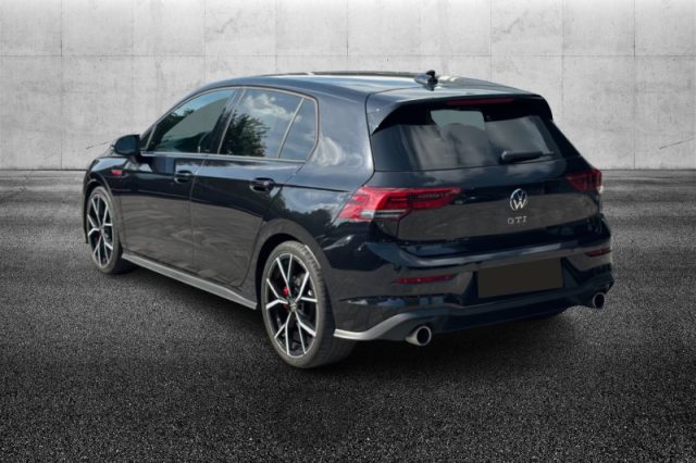 Volkswagen Golf 2.0 TSI DSG GTI - foto 2 di 8