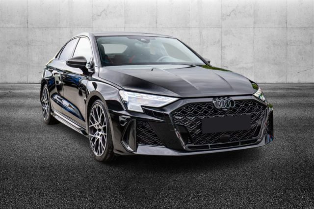 Audi RS 3 Sedan TFSI quattro S tronic - foto 2 di 4
