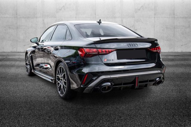Audi RS 3 Sedan TFSI quattro S tronic - foto 4 di 4