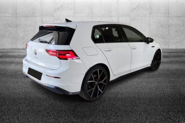 Volkswagen Golf 2.0 TDI DSG GTD - foto 2 di 4