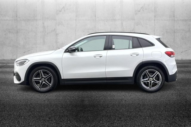 Mercedes-Benz GLA 250 Automatic 4Matic AMG Line Premium - foto 3 di 8
