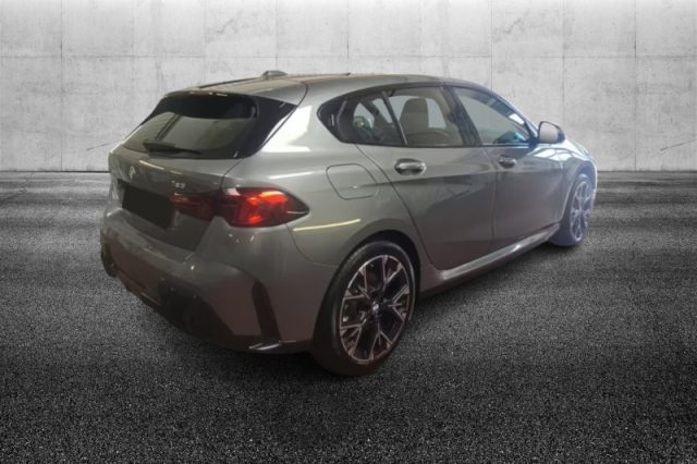 BMW 123 xDrive 48V MSport - foto 4 di 8