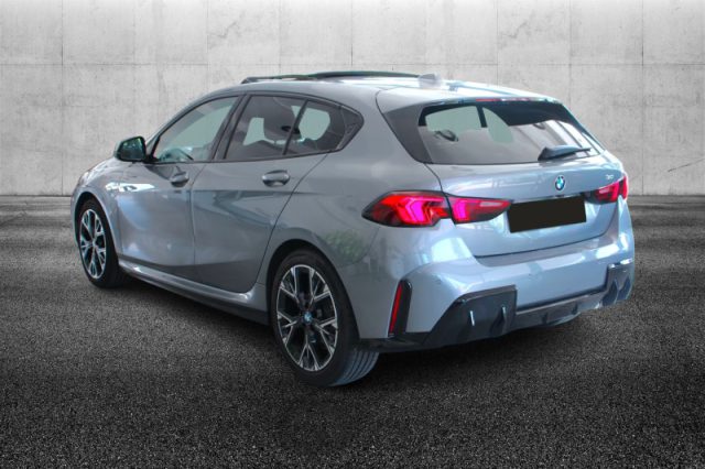 BMW 120 48V MSport - foto 3 di 4