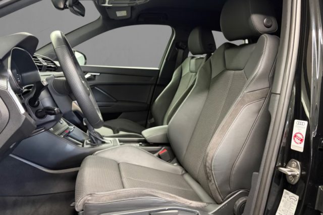 Audi Q3 35 TFSI S tronic S line edition - foto 4 di 4