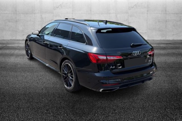 Audi A4 Avant 35 TDI/163 CV S tronic S line edition - foto 2 di 4