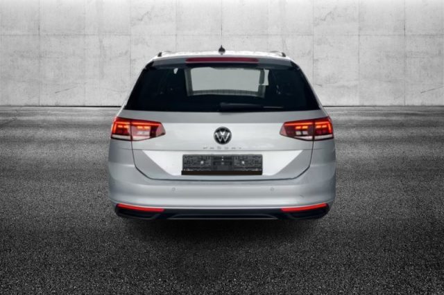 Volkswagen Passat Variant 2.0 TDI SCR 122 CV EVO DSG Business - foto 4 di 4