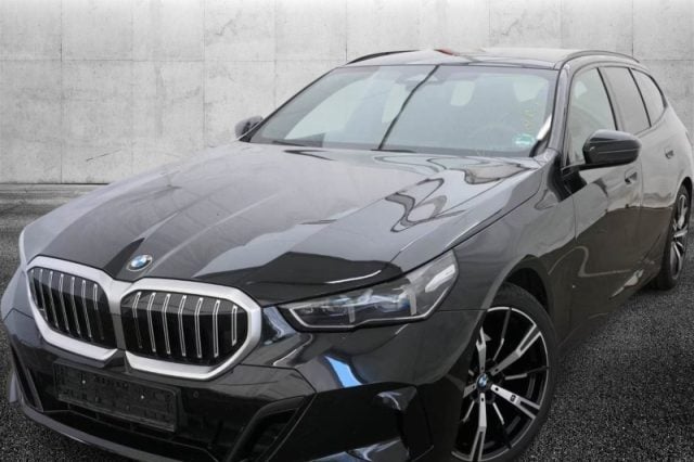 BMW 520 d 48V sDrive Touring Msport - foto 2 di 4