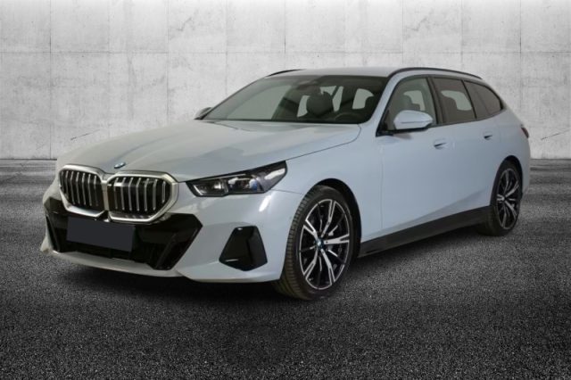 BMW 540 d 48V xDrive Touring Msport, del 2025, 26.200 km, in vendita a Pieve Di Cento (BO)