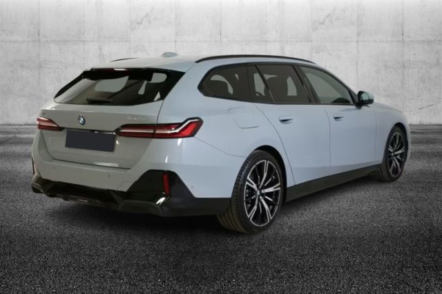 BMW 540 d 48V xDrive Touring Msport - foto 3 di 8