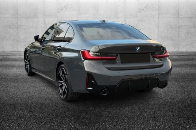 BMW 320 d 48V xDrive Msport - foto 4 di 4