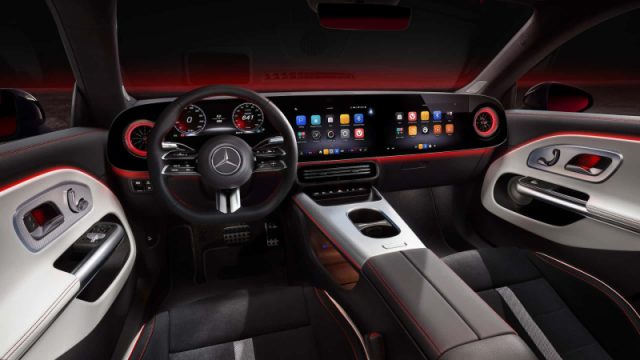 Mercedes-Benz CLA 220 Premium Plus - foto 1 di 4