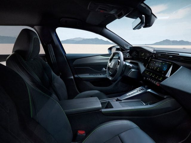 Peugeot 408 Plug-in Hybrid 225 e-EAT8 Allure Business nuovo a PIEVE DI CENTO