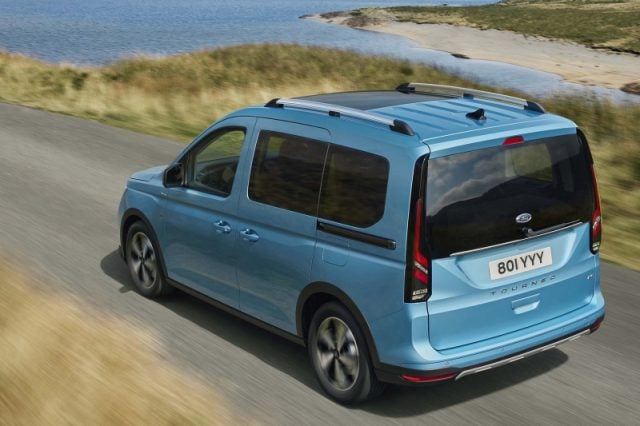 Ford Tourneo Connect 1.5 Plug In Hybrid Active - foto 3 di 4