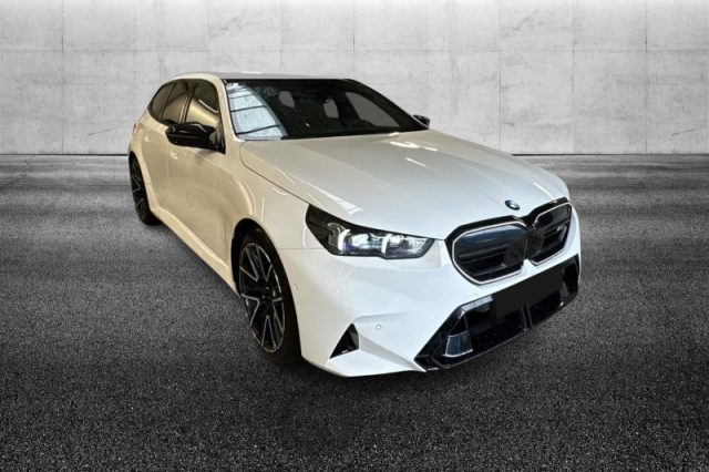 BMW M5 Touring semestrale a PIEVE DI CENTO