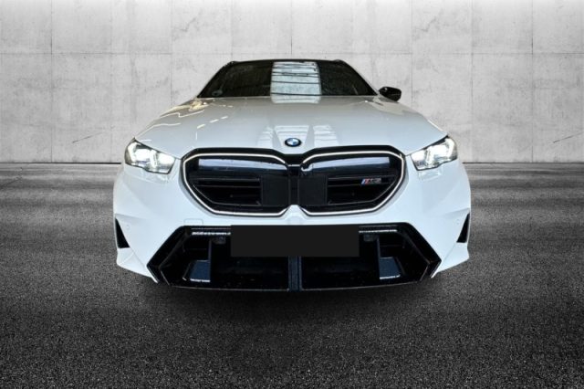 BMW M5 Touring - foto 4 di 4