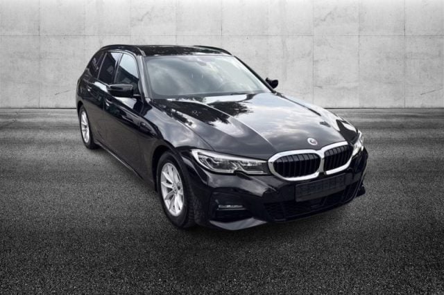 BMW 320 i Touring Msport - foto 2 di 4