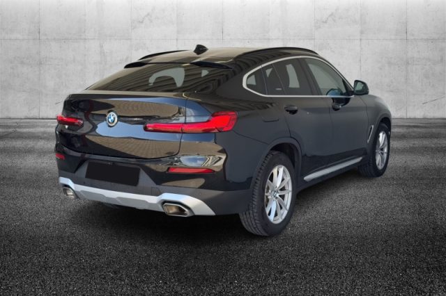 BMW X4 xDrive20i 48V - foto 2 di 4