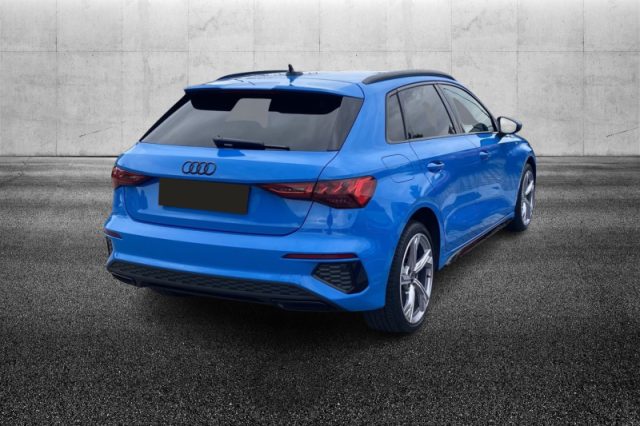 Audi A3 SPB 40 TFSI e S tronic S line edition - foto 2 di 4